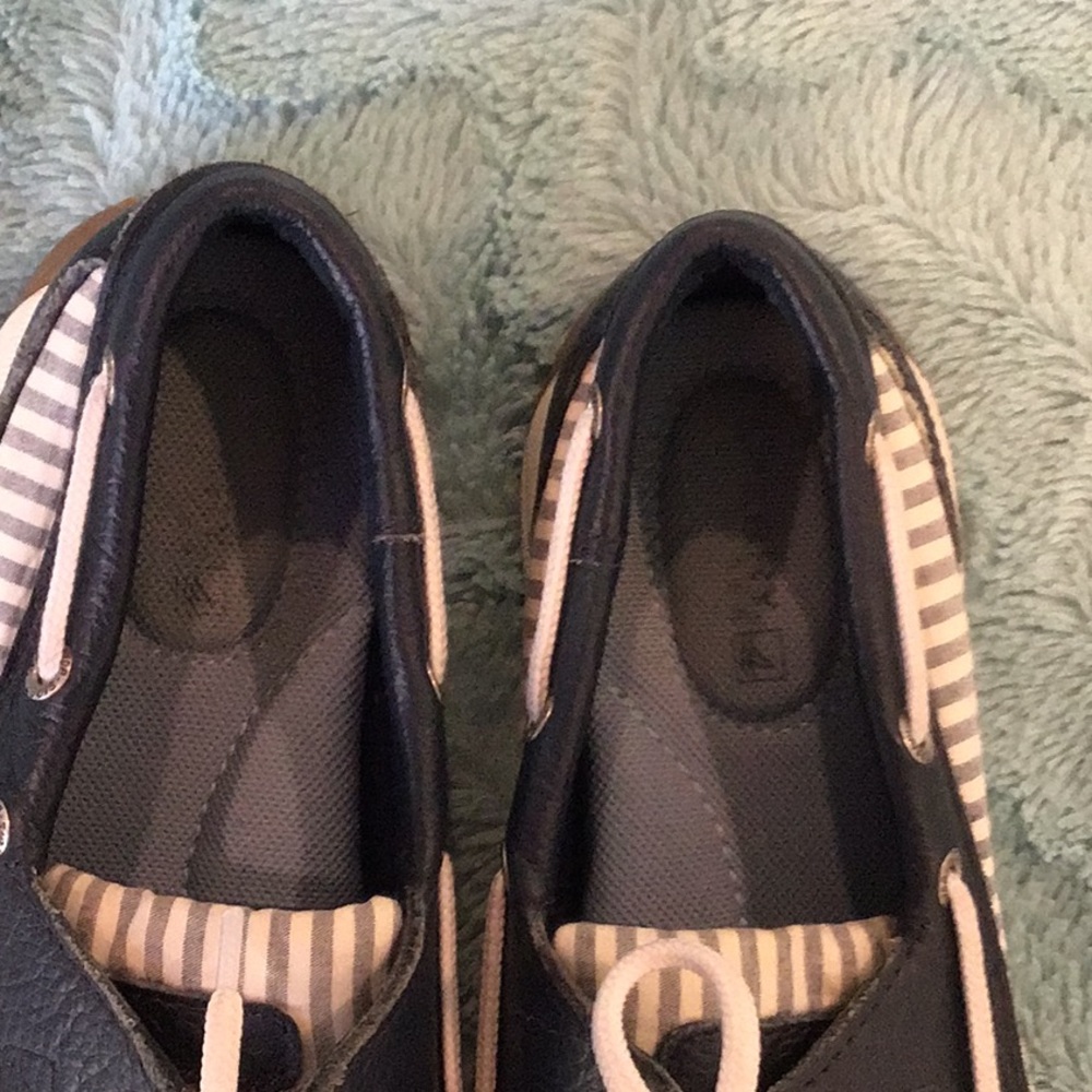 Nautical Sperry’s - Picture 2 of 3